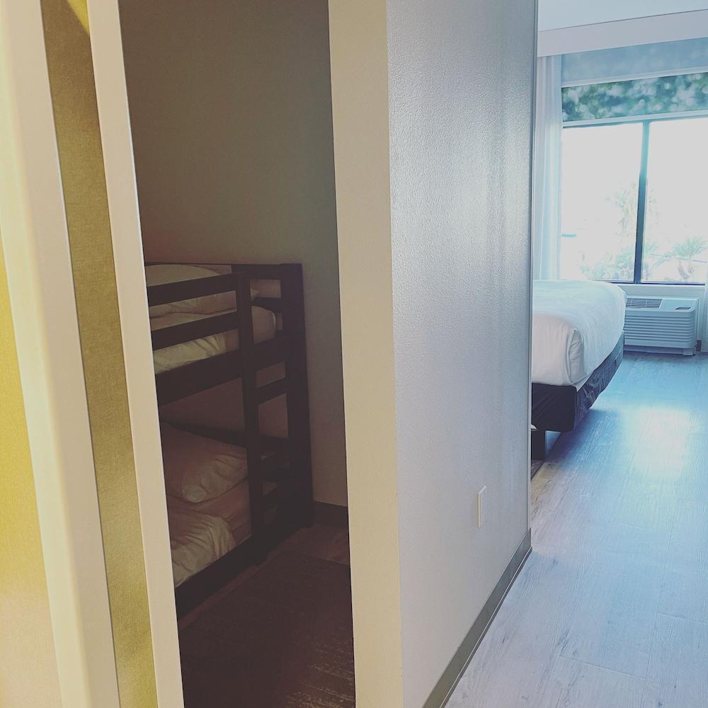 Wyndham Garden Orlando Universal / I Drive Экстерьер фото